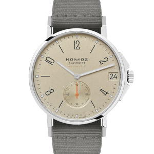 NOMOS Glashütte Ahoi Ahoi Neomatik 38 Datum Sand 517