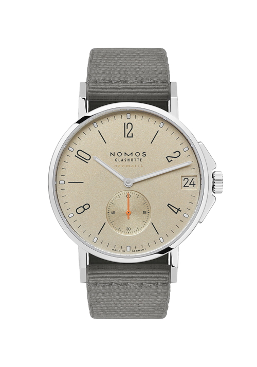 NOMOS Glashütte Ahoi Ahoi Neomatik 38 Datum Sand 527