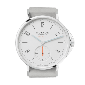 NOMOS Glashütte Ahoi neomatik 560